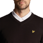 Lyle＆Scott Golf Merino Blend V Neck套头衫 - 真正的黑色